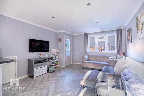 3 bedroom end of terrace house for sale, Poole BH17