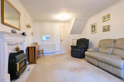 2 bedroom semi-detached house for sale, Moorville Court, Leeds