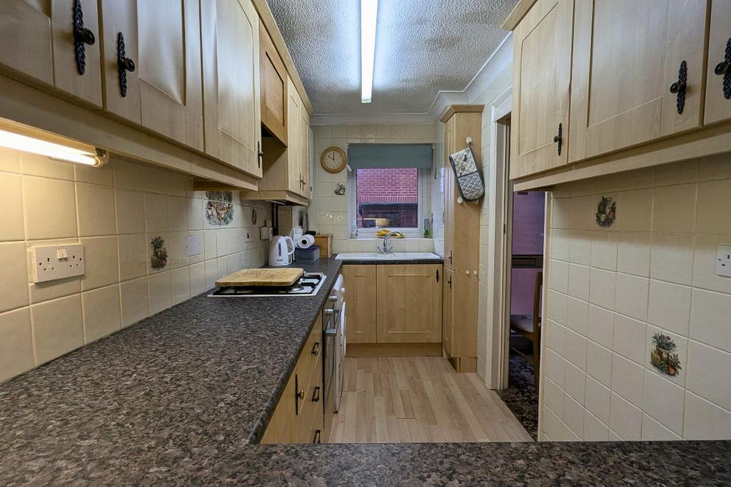 House in Leeds, West Yorkshire - View 3