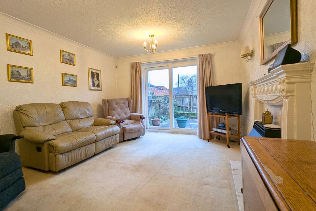 House in Leeds, West Yorkshire - View 4