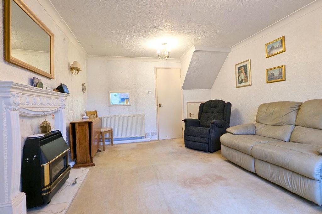 House in Leeds, West Yorkshire - View 5