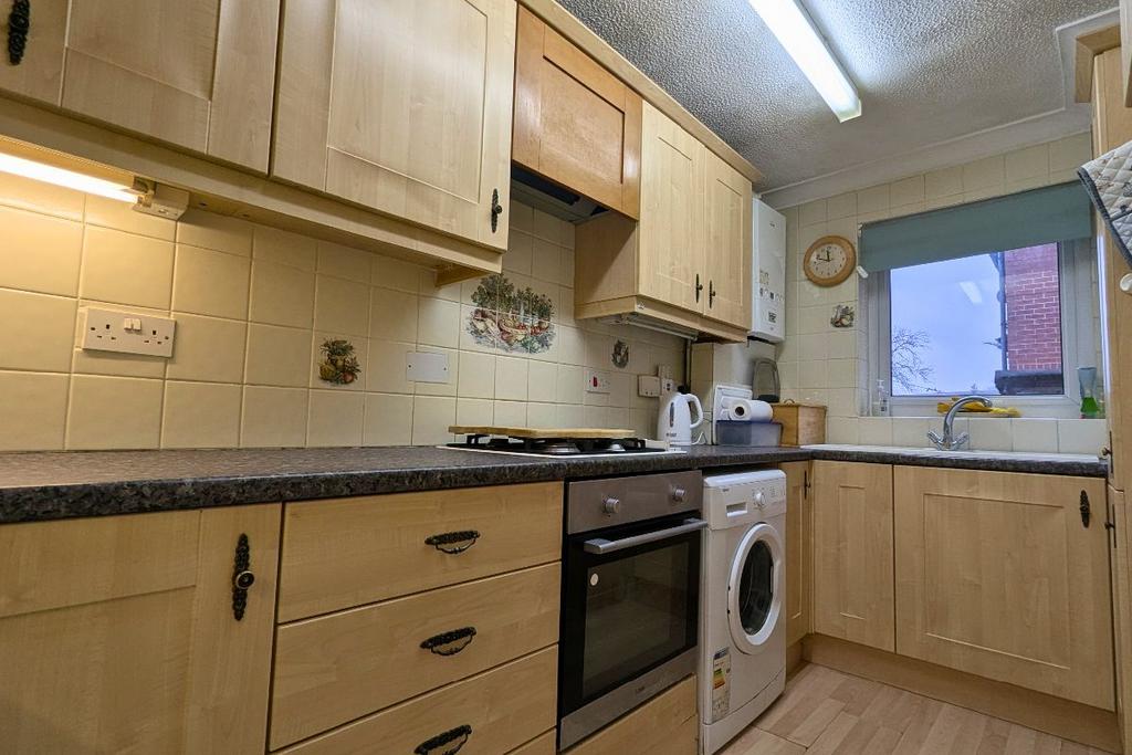 House in Leeds, West Yorkshire - More