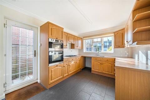 4 bedroom detached house to rent, Northfield Road, Sherfield-on-Loddon, Hook, Hampshire, RG27