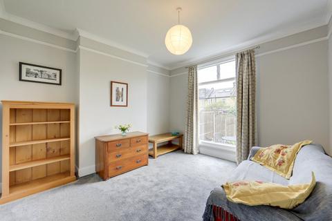 3 bedroom terraced house to rent, Chalcroft Road, Hither Green , London, SE13