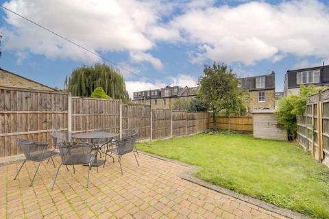 3 bedroom terraced house to rent, Chalcroft Road, Hither Green , London, SE13