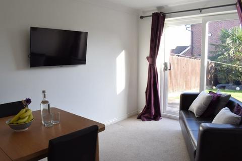 1 bedroom detached house to rent, Rolls Avenue, Crewe CW1