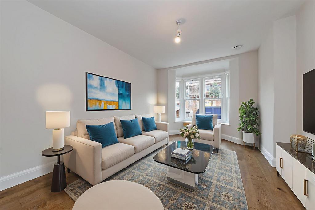 2 The Oaks-21 - Living Room - Standard - 12.jpg