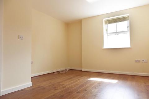 2 bedroom apartment to rent, Nymet Court, Aylesbury HP19