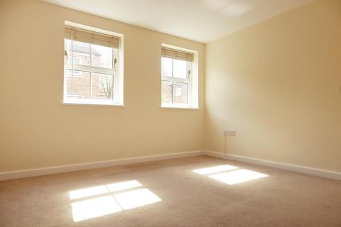 2 bedroom apartment to rent, Nymet Court, Aylesbury HP19