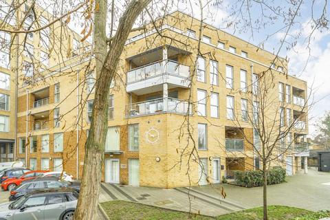 2 bedroom flat for sale, Loughborough Park, London SW9