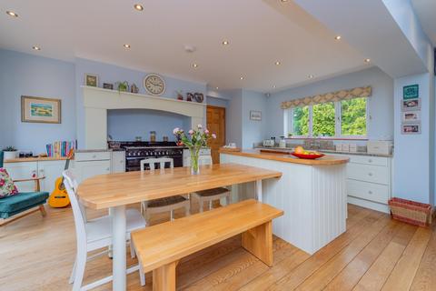 undefined, Guilsfield SY21