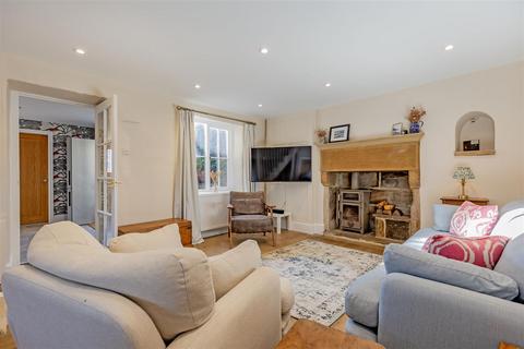 4 bedroom detached house for sale, Cross Lane, Calver, Hope Valley