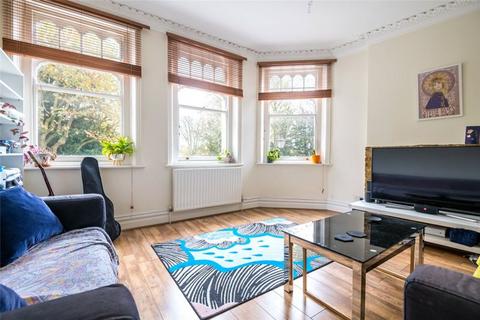 2 bedroom flat for sale, Half Moon Lane, Herne Hill, SE24
