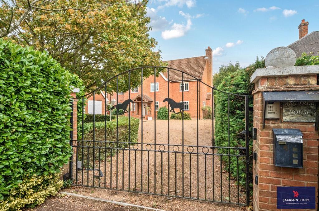 Gated Driveway