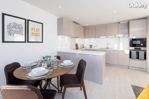 3 bedroom flat to rent, 2 Goldstone Lane, Hove BN3