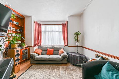 3 bedroom terraced house for sale, Eardley Road, Streatham Common, London, SW16