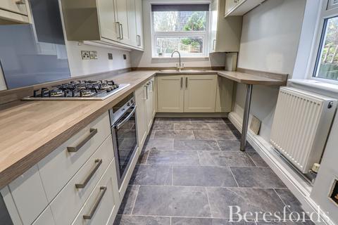 2 bedroom terraced house for sale, Woodman Road, Warley, CM14