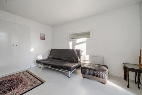 1 bedroom flat to rent, Clarence Road, Windsor, SL4
