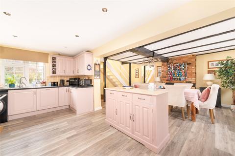 undefined, Lower Icknield Way, Bledlow, Princes Risborough, Buckinghamshire, HP27