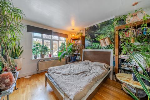 undefined, Cranston Road, London