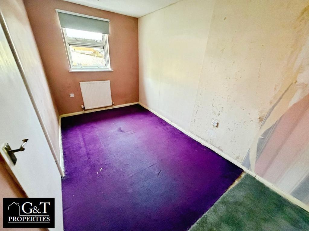 Second bedroom