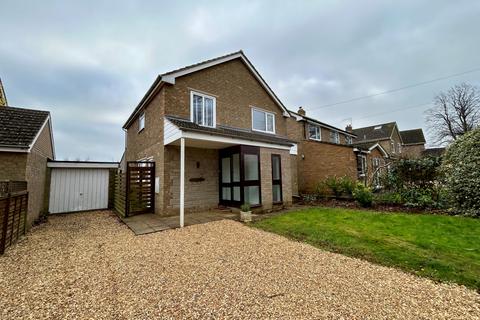 3 bedroom detached house to rent, Guilsborough Road, Ravensthorpe, NN6 8EW