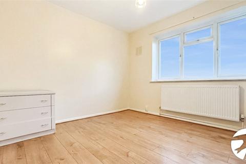 3 bedroom terraced house to rent, Lullingstone Crescent, Orpington, BR5