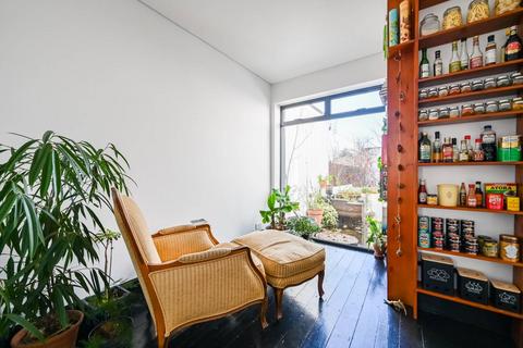 3 bedroom terraced house for sale, Essex Road, Leyton, London, E10
