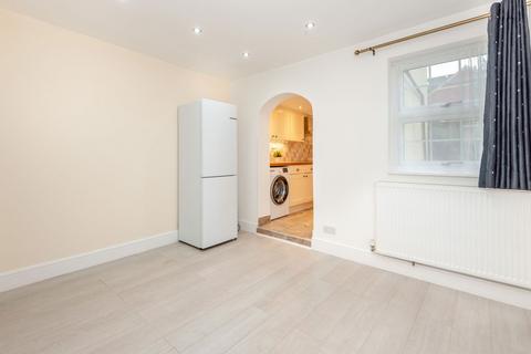undefined, High Street, Rickmansworth, WD3