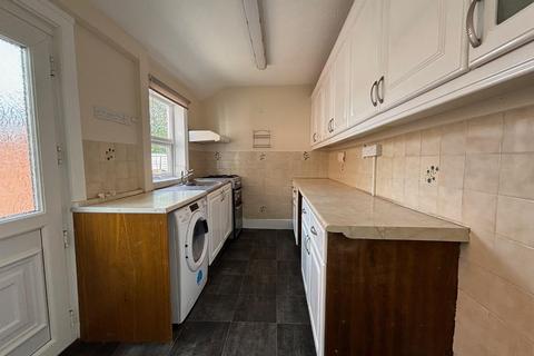 2 bedroom terraced house to rent, Ledward Street, Winsford CW7
