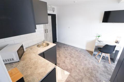 Studio to rent, Regent Street, Coventry CV1