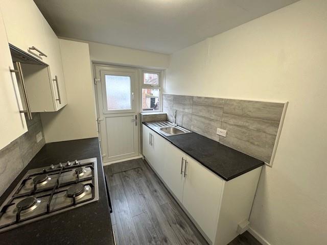 Kitchen continued