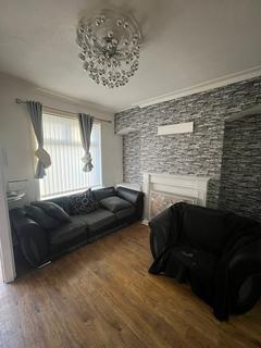 2 bedroom terraced house to rent, Handfield Street, Liverpool L5