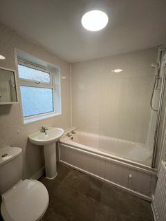2 bedroom terraced house to rent, Handfield Street, Liverpool L5