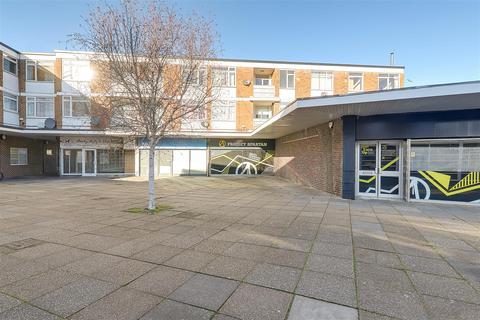2 bedroom apartment for sale, Broadwater Boulevard Flats, Worthing