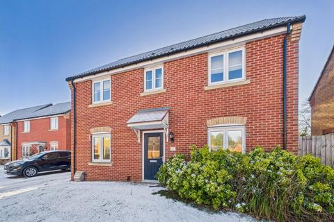 4 bedroom detached house to rent, Blue Cedar Drive, Boston, Lincolnshire