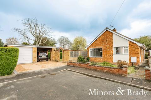 4 bedroom detached bungalow for sale, Hardesty Close, Poringland