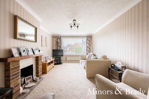 4 bedroom detached bungalow for sale, Hardesty Close, Poringland