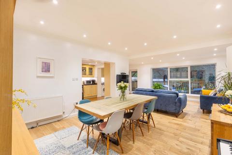 4 bedroom detached house for sale, Warwick Park, Tunbridge Wells, TN2