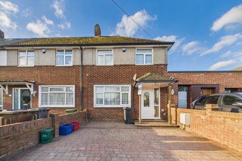 3 bedroom terraced house for sale, Ludlow Road, Feltham, Middlesex, TW13