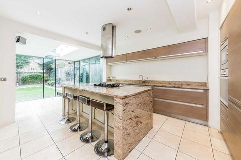 4 bedroom house to rent, Ridgway Place, London SW19