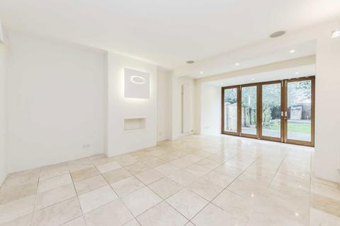 4 bedroom house to rent, Ridgway Place, London SW19