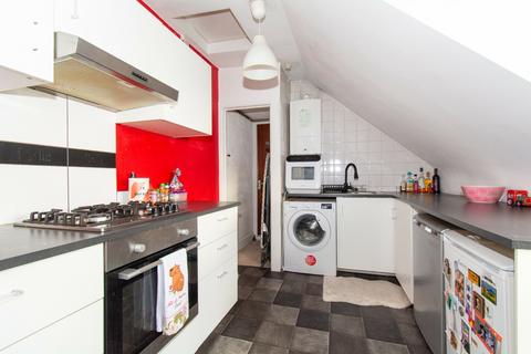 undefined, 1 Bed Flat on Charminster Highstreet