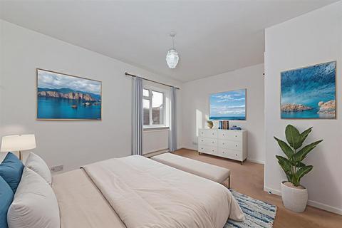 2 bedroom terraced house for sale, Wilstone Drive, Jersey Farm, St Albans