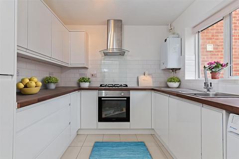2 bedroom terraced house for sale, Wilstone Drive, Jersey Farm, St Albans
