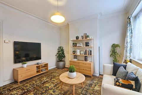 2 bedroom terraced house for sale, Stanley Road, Forest Fields, Nottingham