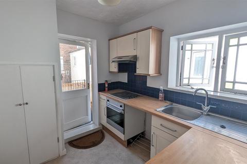 1 bedroom flat to rent, ALBERT ROAD, SOUTHSEA, PO5 2SL