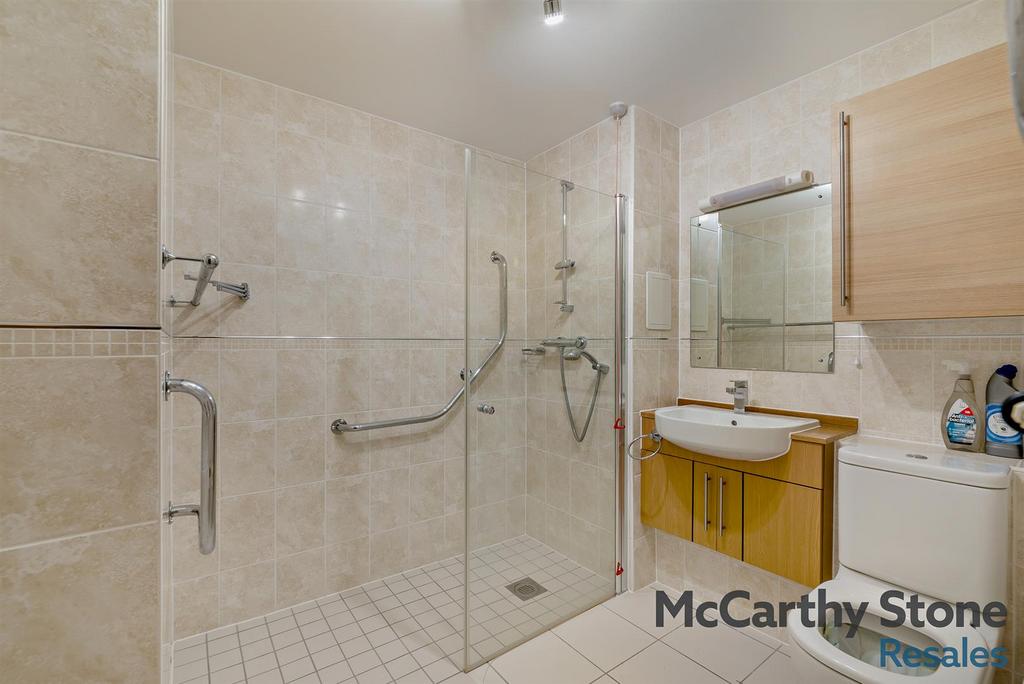 8673357-interior08-800.jpg
