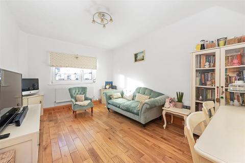undefined, Purley Vale, Purley CR8