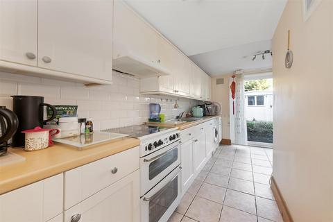 undefined, Purley Vale, Purley CR8